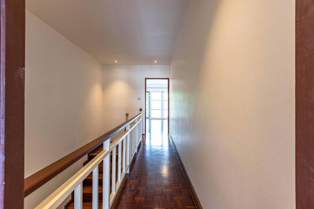 4 Bedroom Townhouse In Great Location! HHQ Buitenkant foto